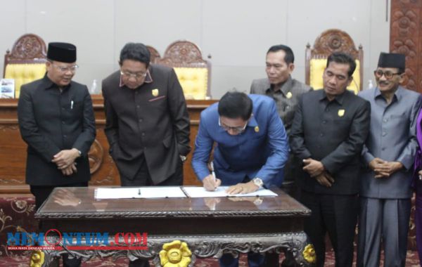 Delapan Fraksi DPRD Provinsi Bengkulu Setujui Raperda Pencegahan Penyalahgunaan Narkotika
